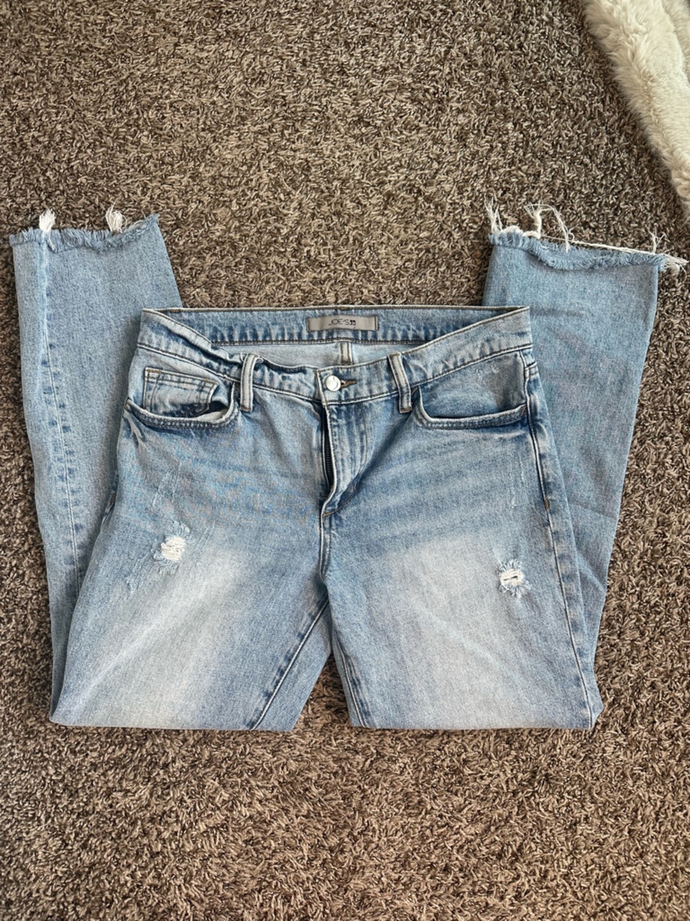 Joe’s Jeans - Light Wash Distressed Women’s Jeans